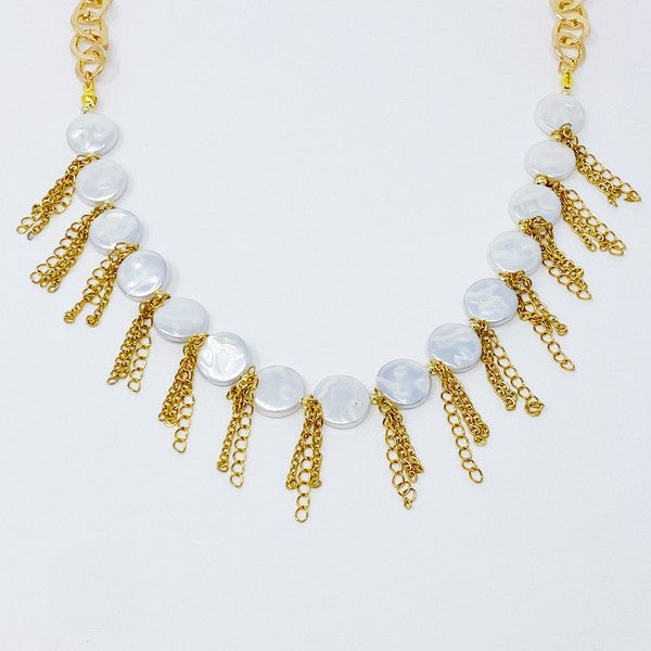 18K Gold Chain Fringe Shell Pearl Necklace - Classic Elegance with Edgy Vibes