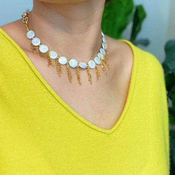 18K Gold Chain Fringe Shell Pearl Necklace - Classic Elegance with Edgy Vibes