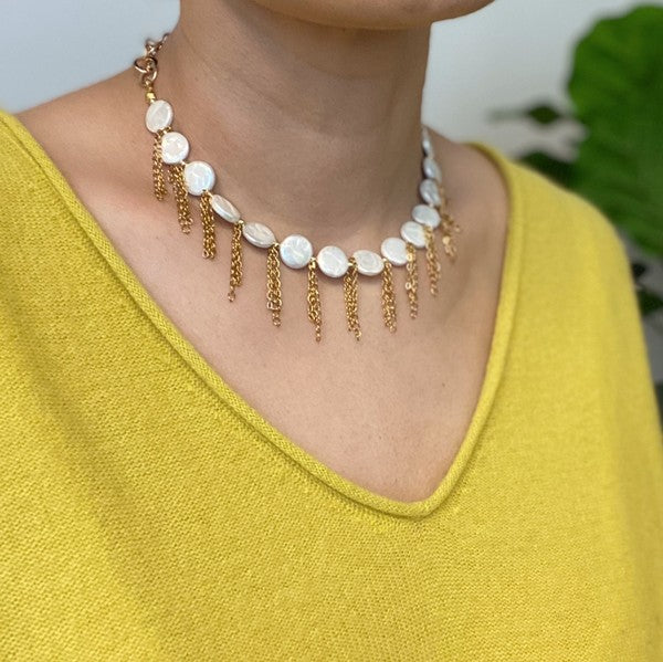 18K Gold Chain Fringe Shell Pearl Necklace - Classic Elegance with Edgy Vibes