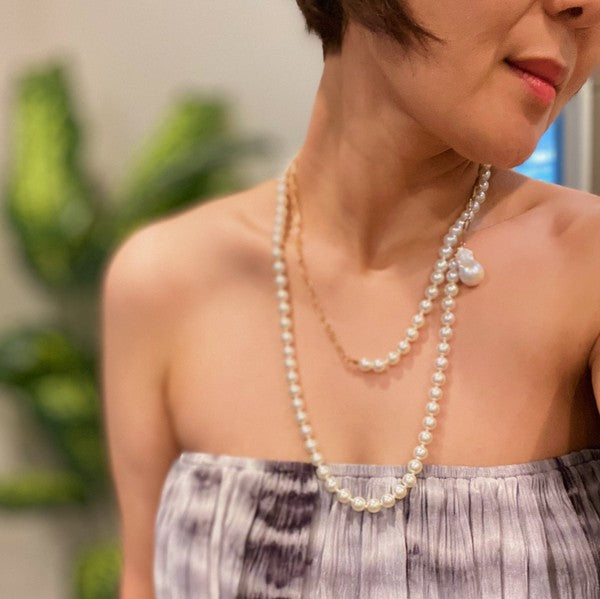 18K Gold Pearl & Chain Necklace - Versatile & Timeless Accessory for Any Occasion