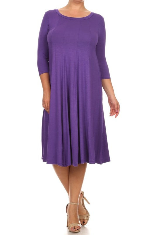 Solid 3/4 Sleeve Midi Dress - Relaxed Style with Scoop Neck and Pleated Detailing