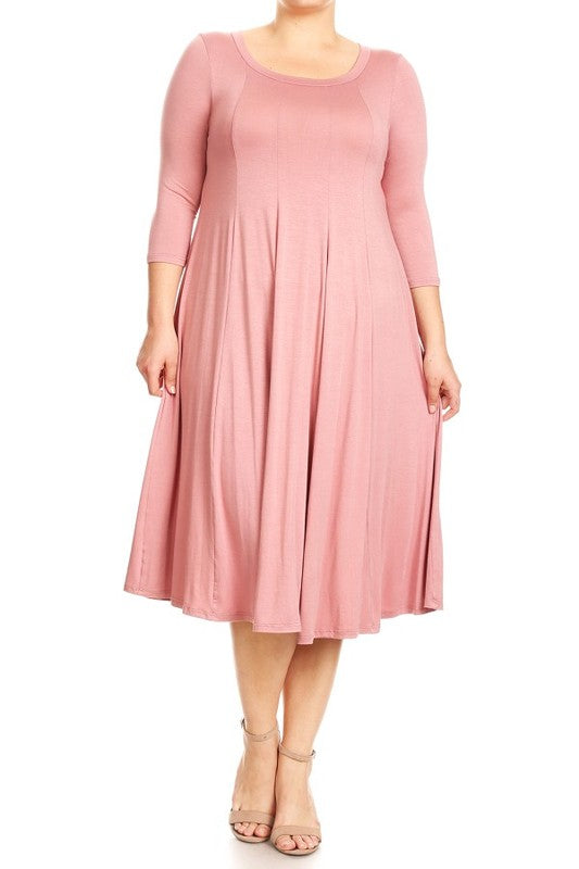Solid 3/4 Sleeve Midi Dress - Relaxed Style with Scoop Neck and Pleated Detailing