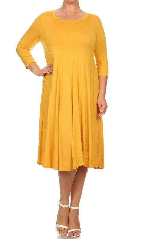 Solid 3/4 Sleeve Midi Dress - Relaxed Style with Scoop Neck and Pleated Detailing