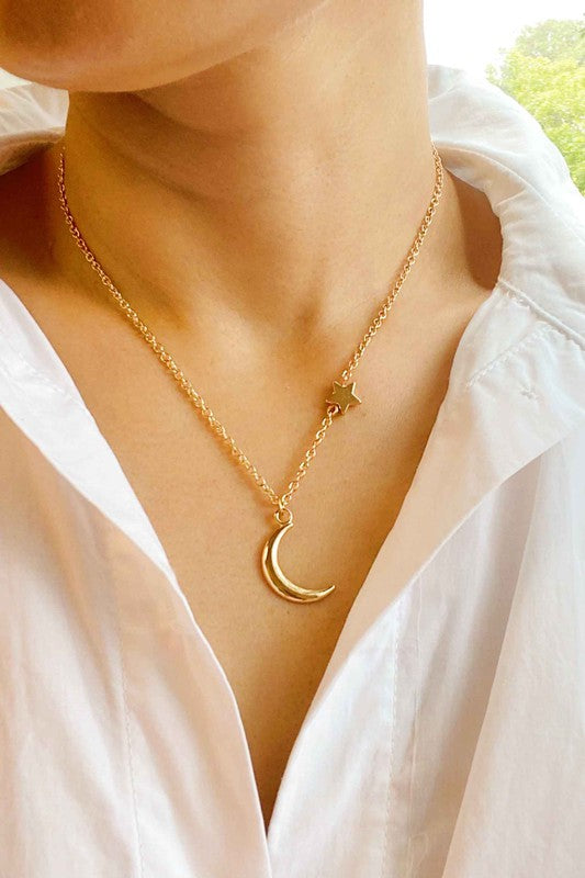 18k Gold New Moon Necklace - Perfect Moon and Star Combo for Astronomy Lovers!