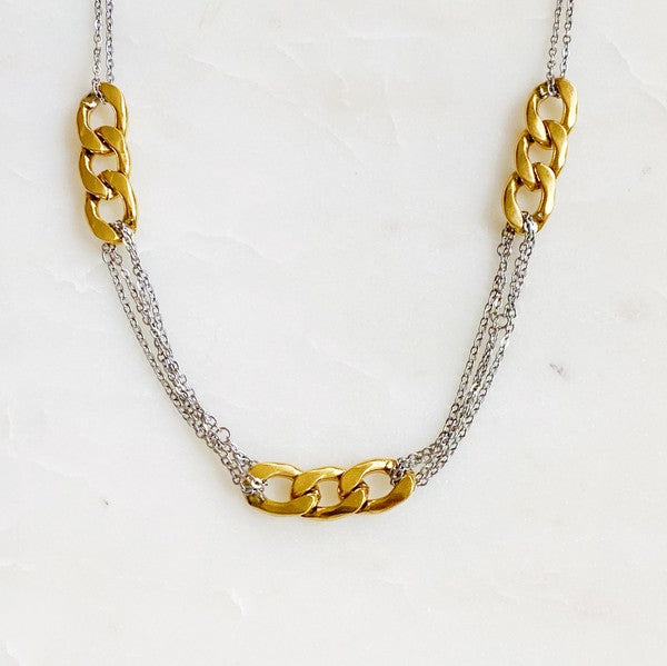 18k Gold Two Toned Noble Chain Necklace - Versatile and Stylish with Gold and Silver Tones