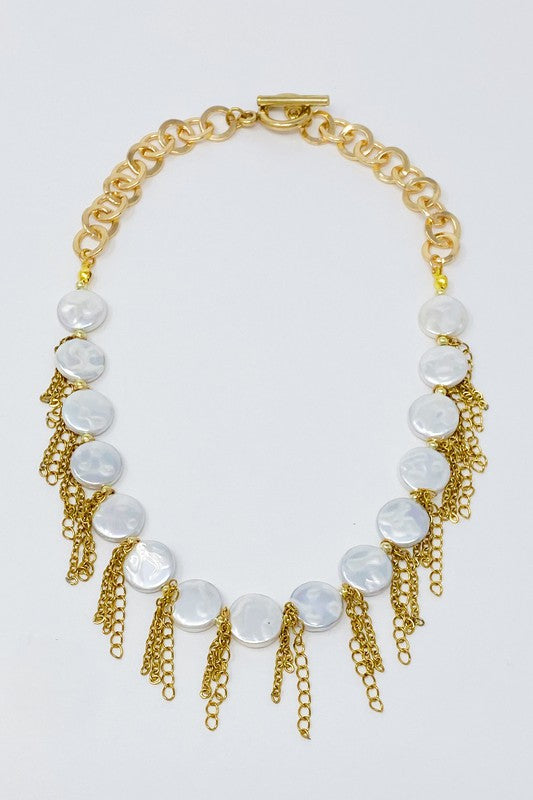 18K Gold Chain Fringe Shell Pearl Necklace - Classic Elegance with Edgy Vibes