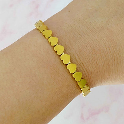 18K Gold Mini Hearts Bracelet: Elegant and Timeless Layered Look