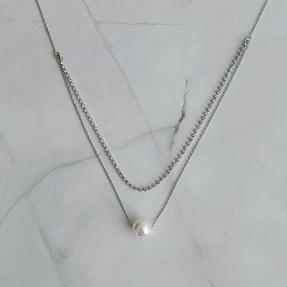 18K Gold Pearl Necklace - Dainty Layered Accessory for Any Occasion!