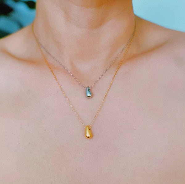 18K Gold Mini Teardrop Pendant Necklace - Stylishly Understated