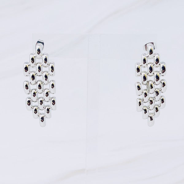 City Girl Chain Earrings - Sophisticated and Chic Lightweight Design