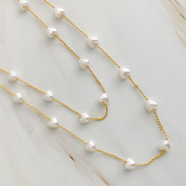 18k Gold Pearl Heart Necklace - Delicate and Sophisticated with Creamy Pearl Hearts