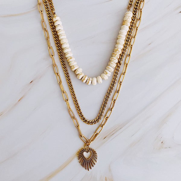 Golden Heart Layered Necklace: Resin Bead Boho Chic Statement Piece