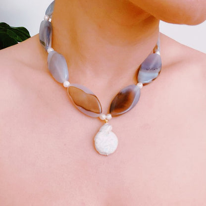 Baroque Pearl Necklace for Sophisticated Style