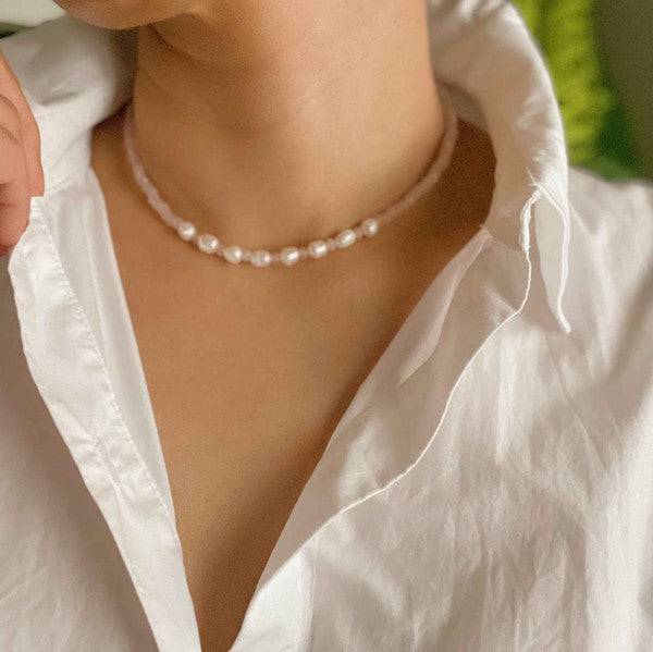 18k Gold Freshwater Pearl Choker Necklace - Elegant and Versatile Jewelry for Layering or Wearing Alone