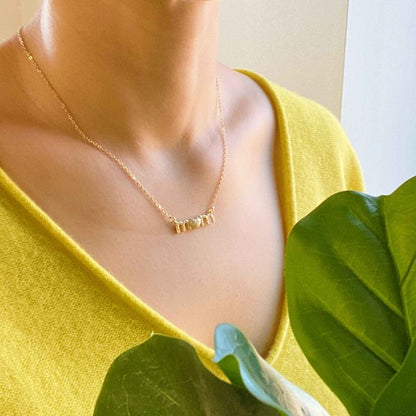 18K Gold Heart Mom Necklace - Perfect for Loving Moms